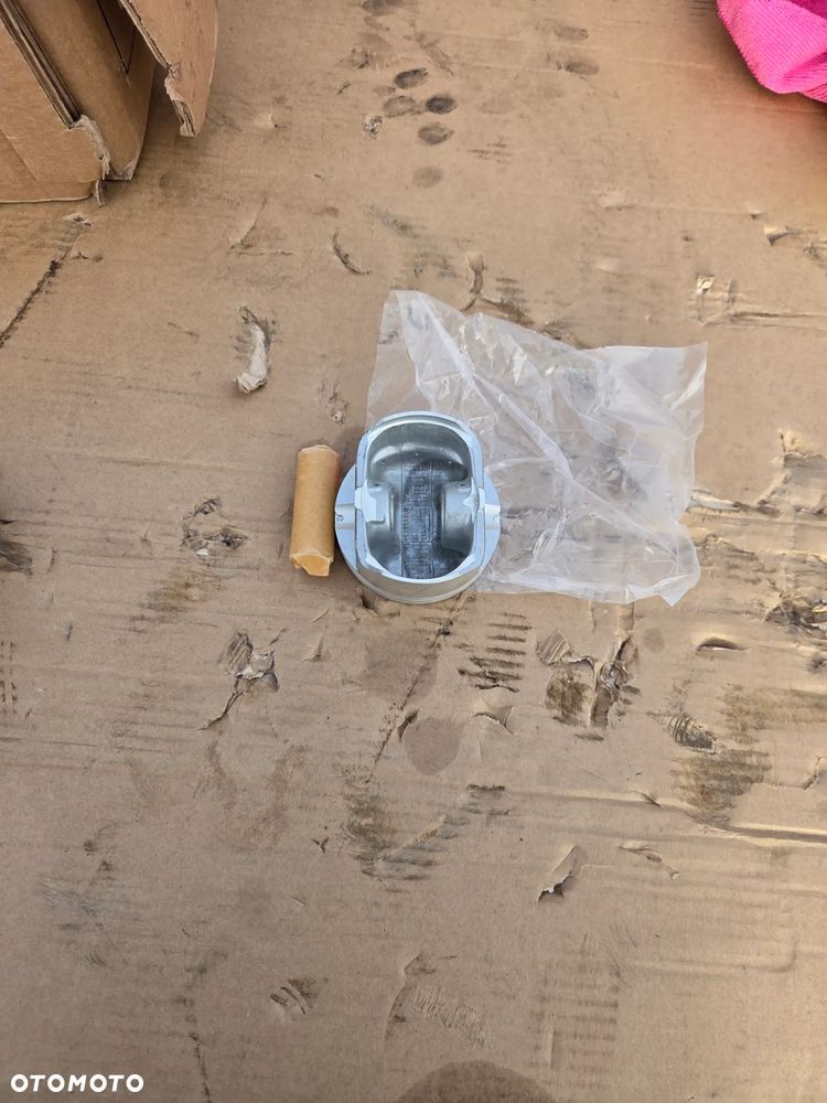 Tłok Citroen Peugeot Opel PSA FCA 1606254380 - 5