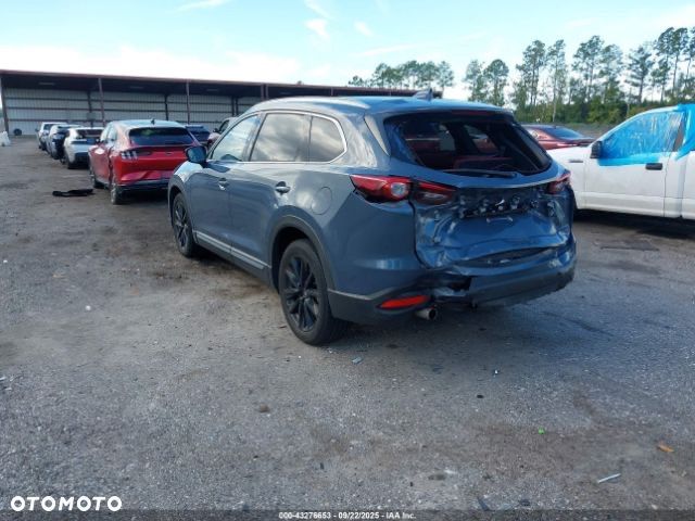 Mazda CX-9 - 10