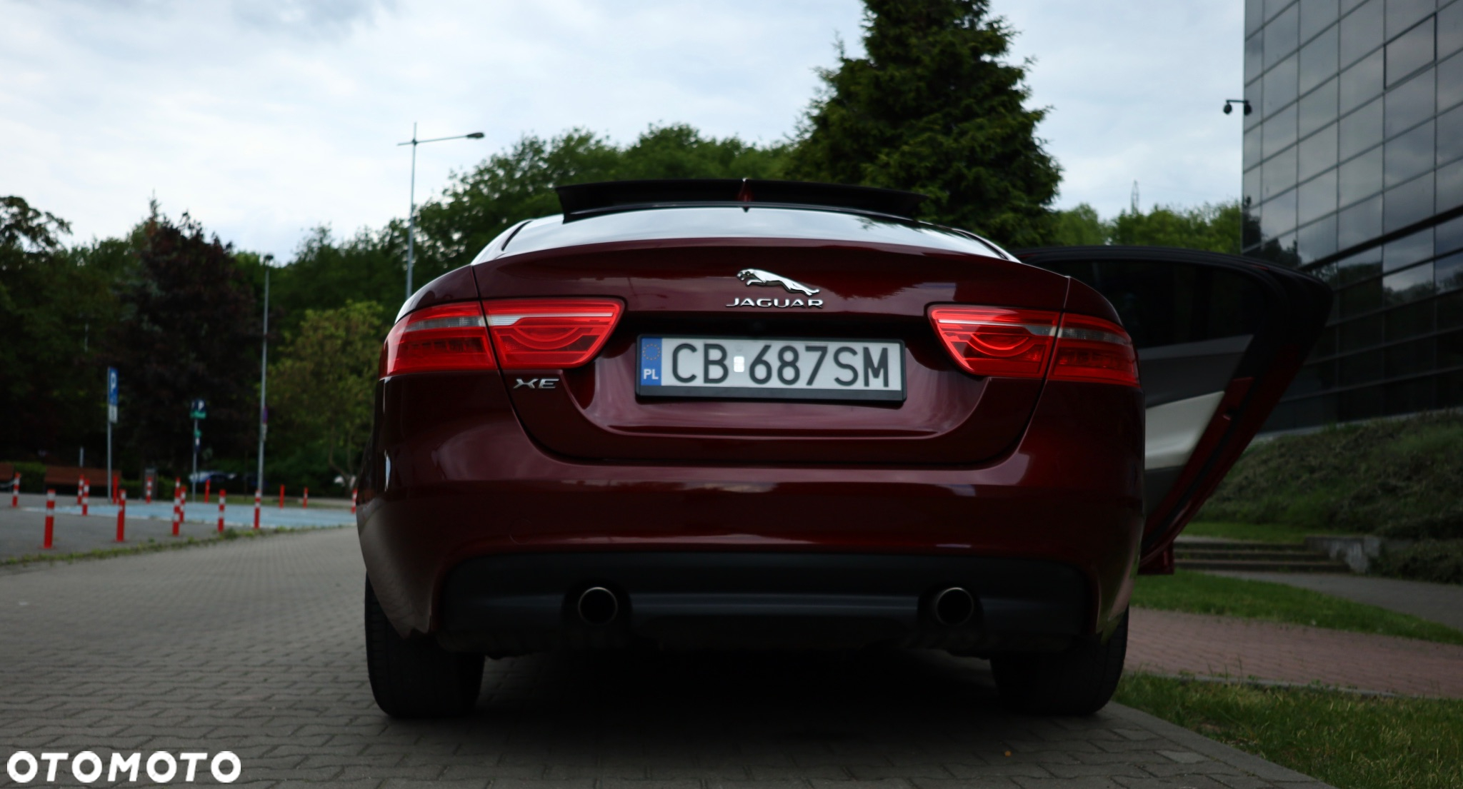 Jaguar XE 2.0 T Prestige - 5