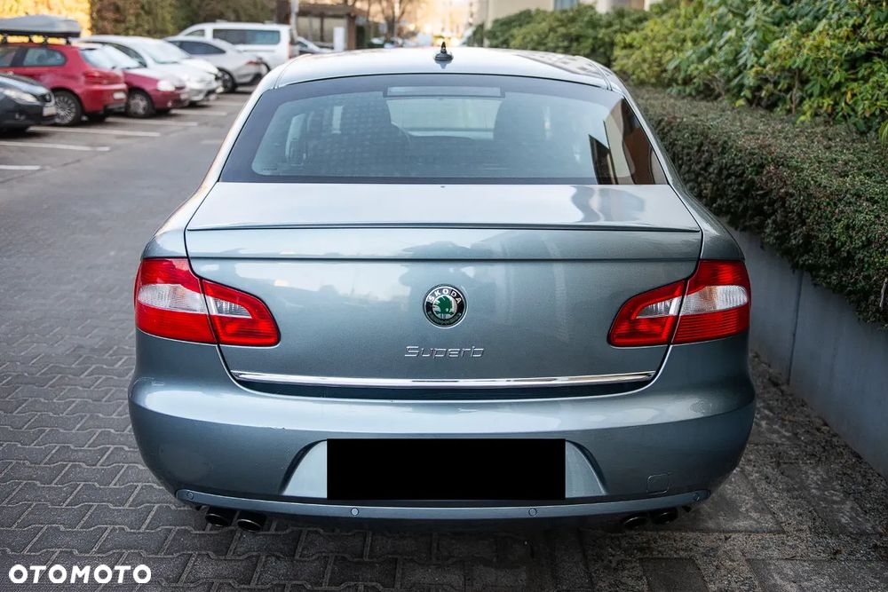 Skoda Superb 3.6 V6 4x4 DSG Elegance - 5