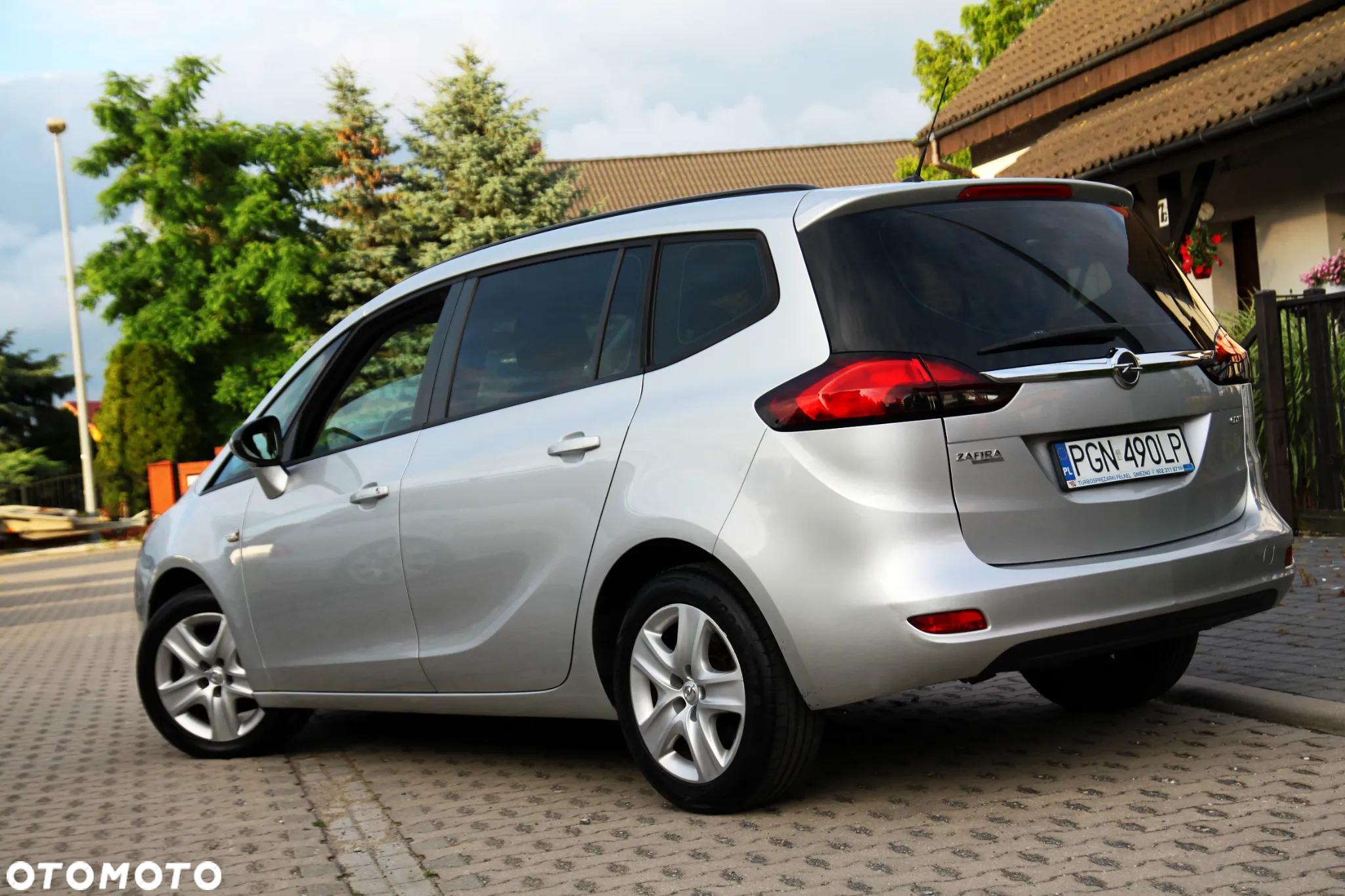 Opel Zafira - 4