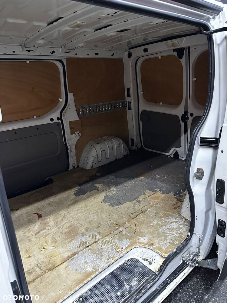 Opel Vivaro - 14