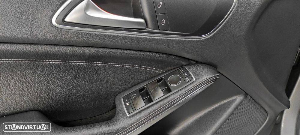 Mercedes-Benz GLA 200 CDI Urban Aut. - 27