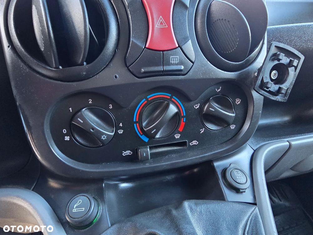 Fiat Doblo - 13
