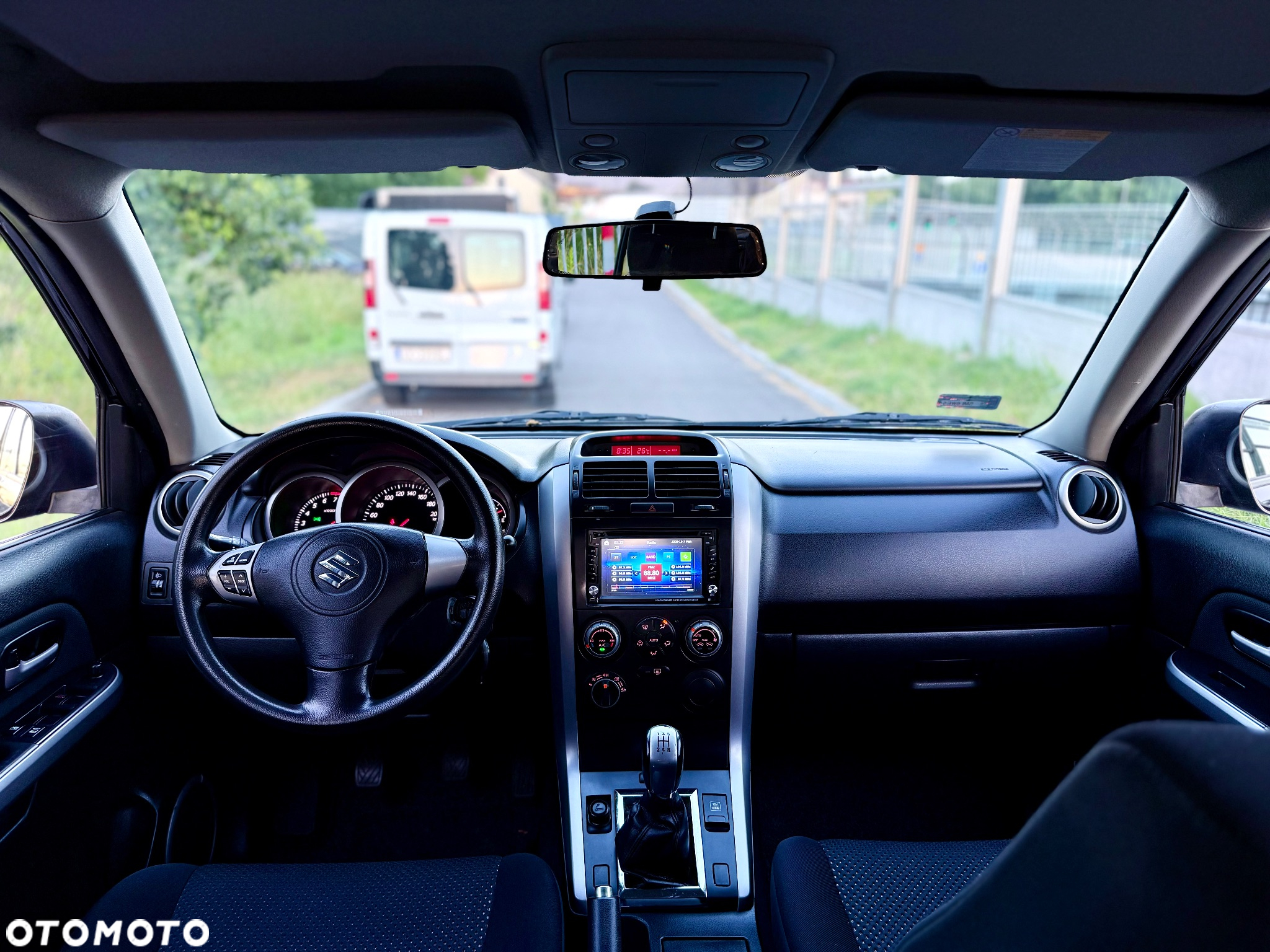 Suzuki Grand Vitara 2.0 De luxe - 6