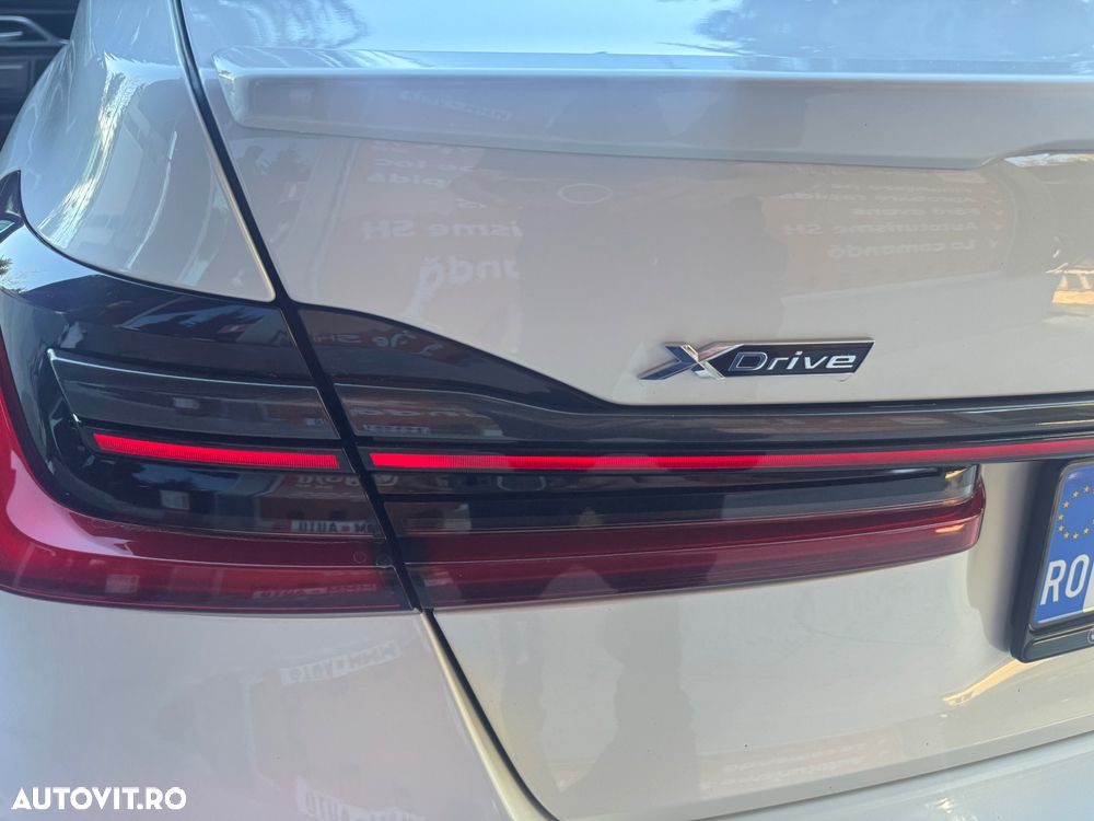 BMW Seria 7 730d xDrive - 39
