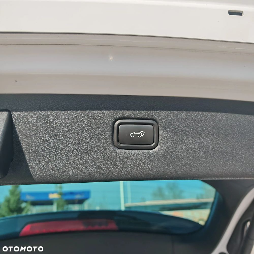 Hyundai Tucson 1.6 CRDi 48V-Hybrid 2WD DCT N Line - 16