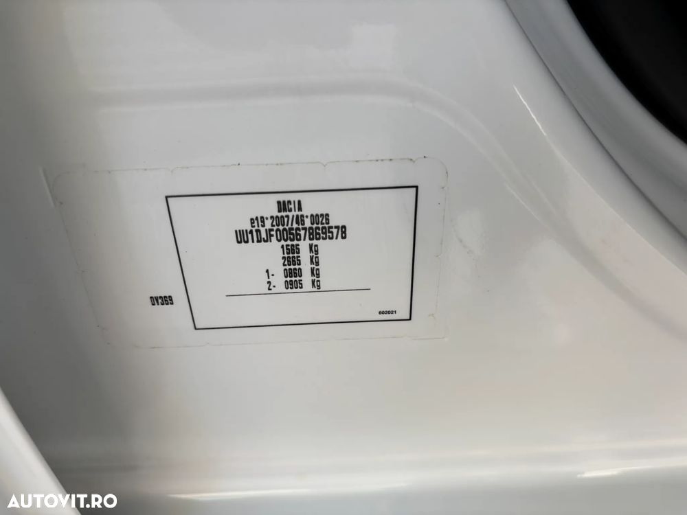 Dacia Logan TCe 90 MT6 Comfort - 34