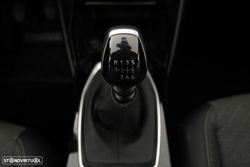 Peugeot 2008 1.2 PureTech Allure - 14