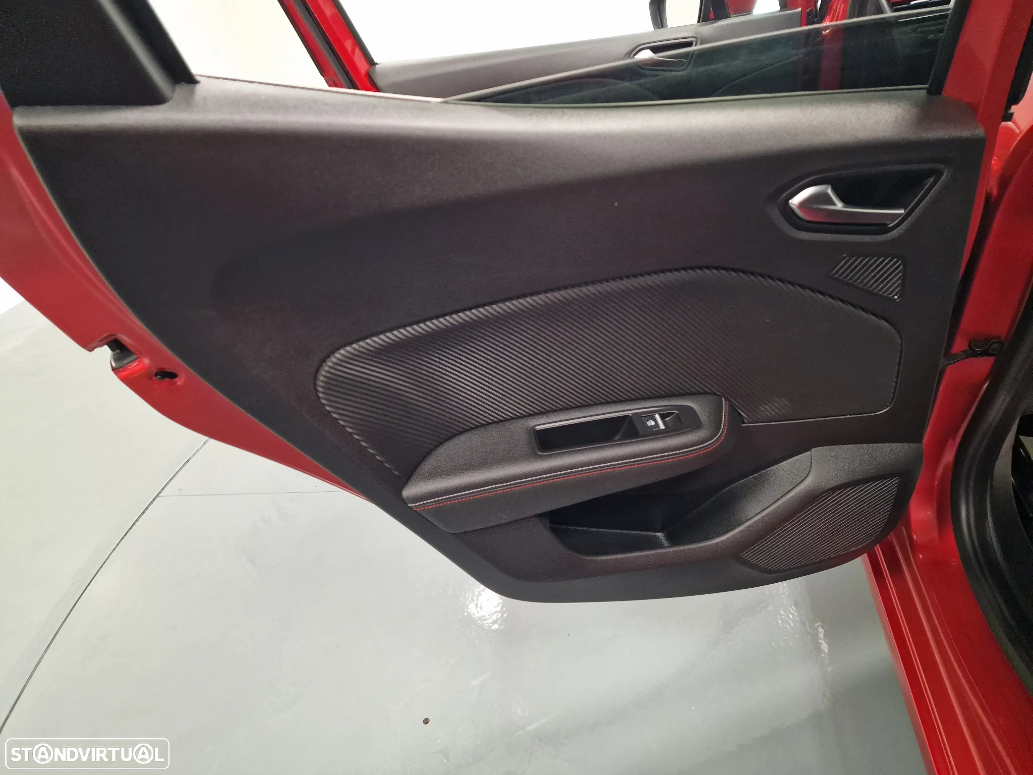 Renault Clio 1.5 Blue dCi RS Line - 37