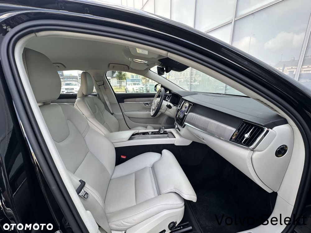Volvo S90 - 30