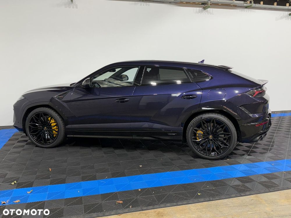 Lamborghini Urus - 39