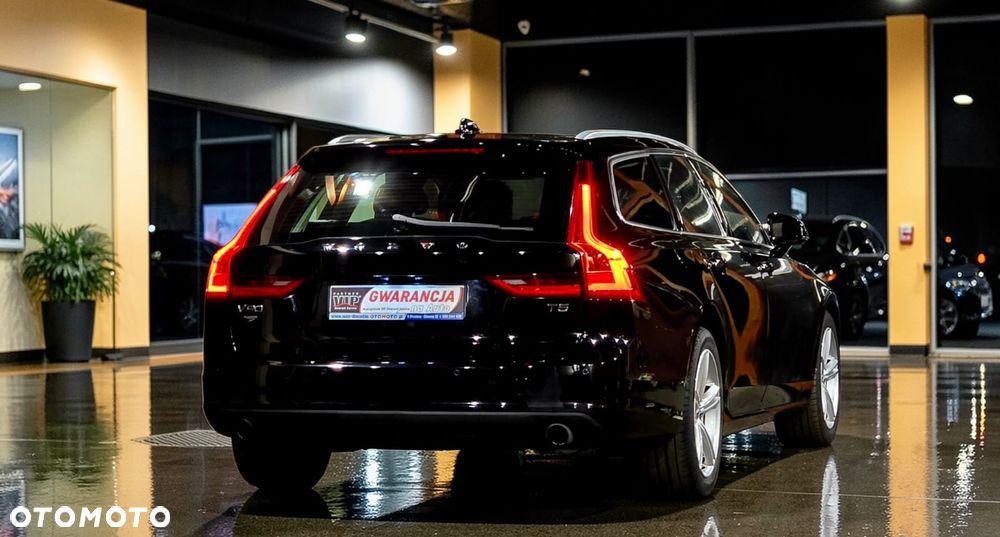 Volvo V90 T5 Momentum - 4