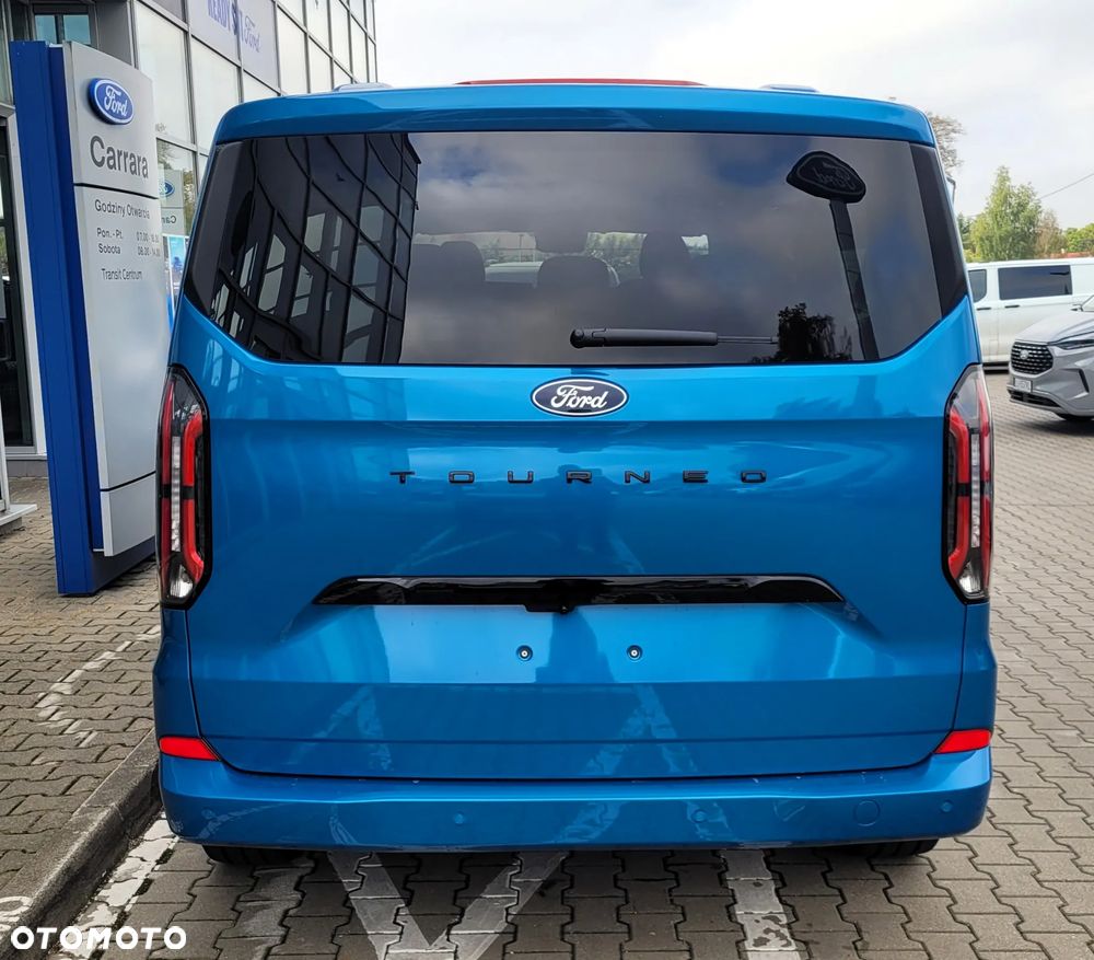 Ford Tourneo Custom - 6