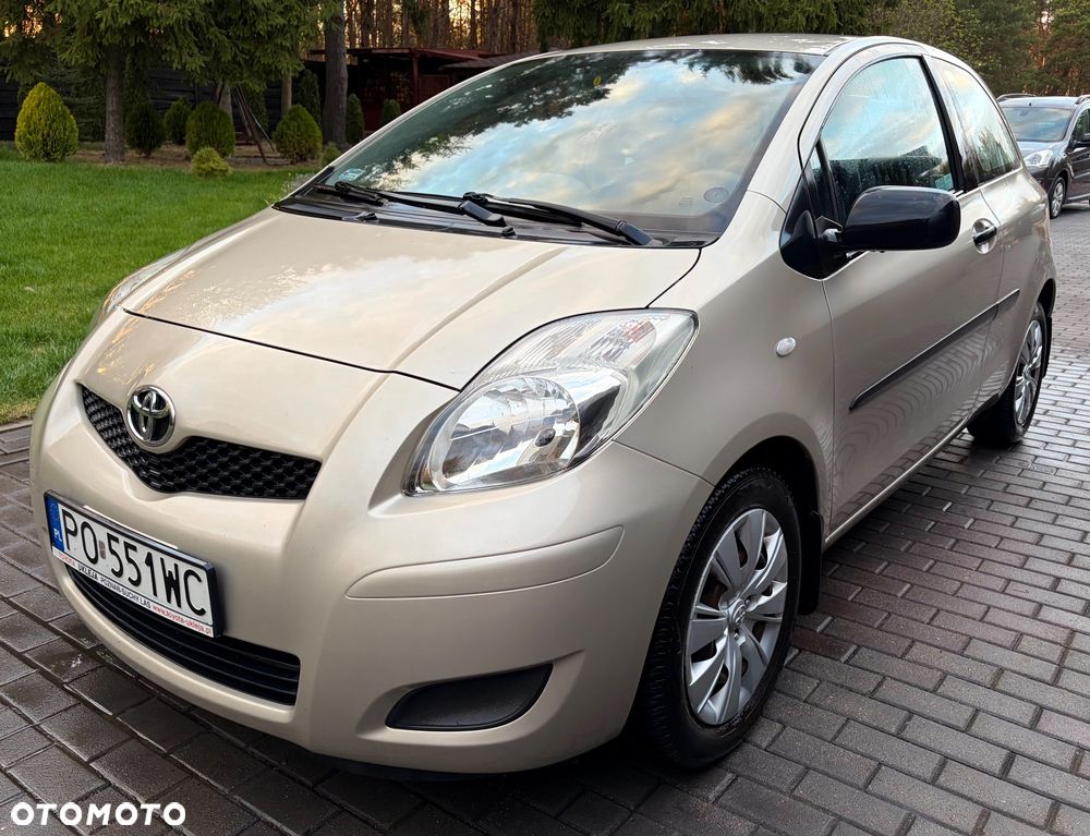 Toyota Yaris 1.33 Luna - 2