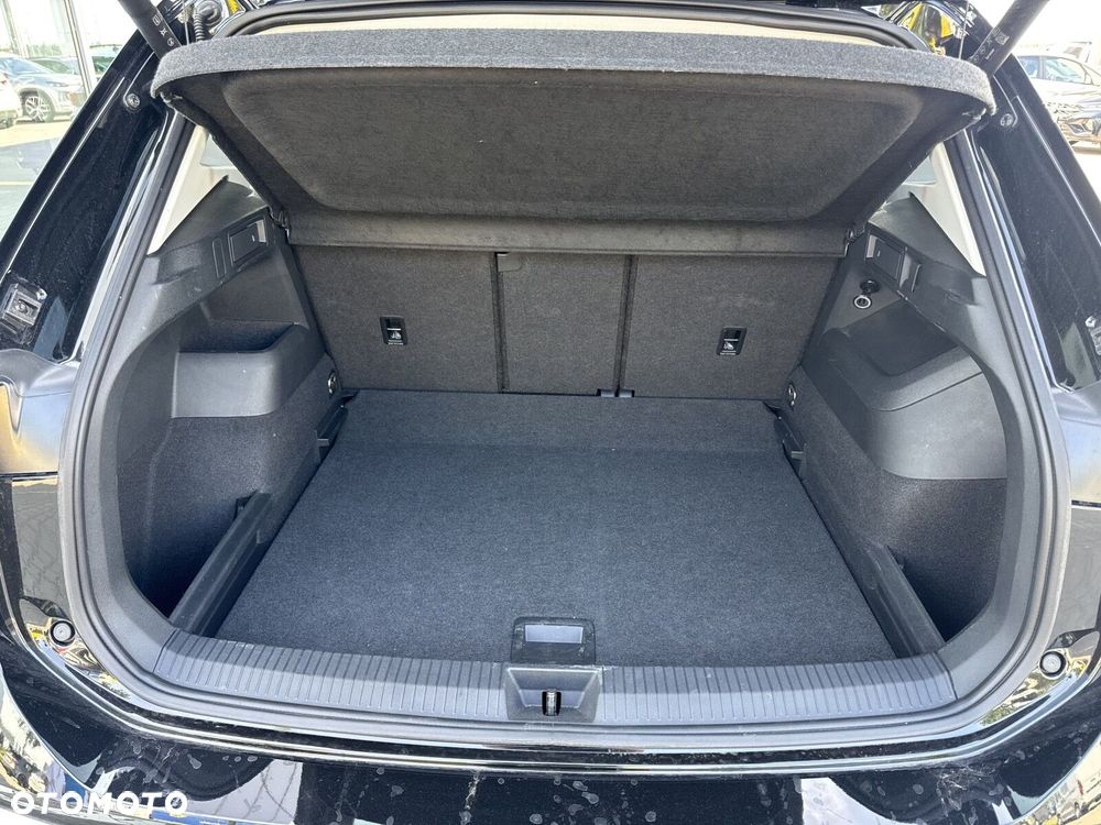 Volkswagen Tiguan - 18