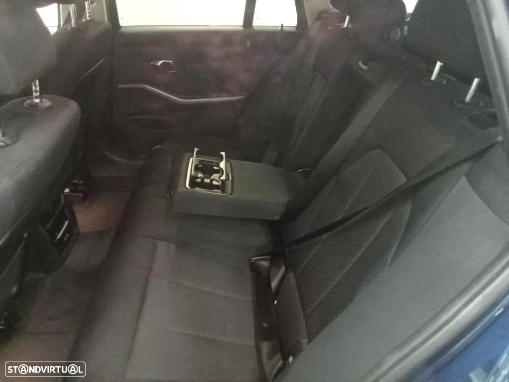 BMW 320 e Touring Auto - 7