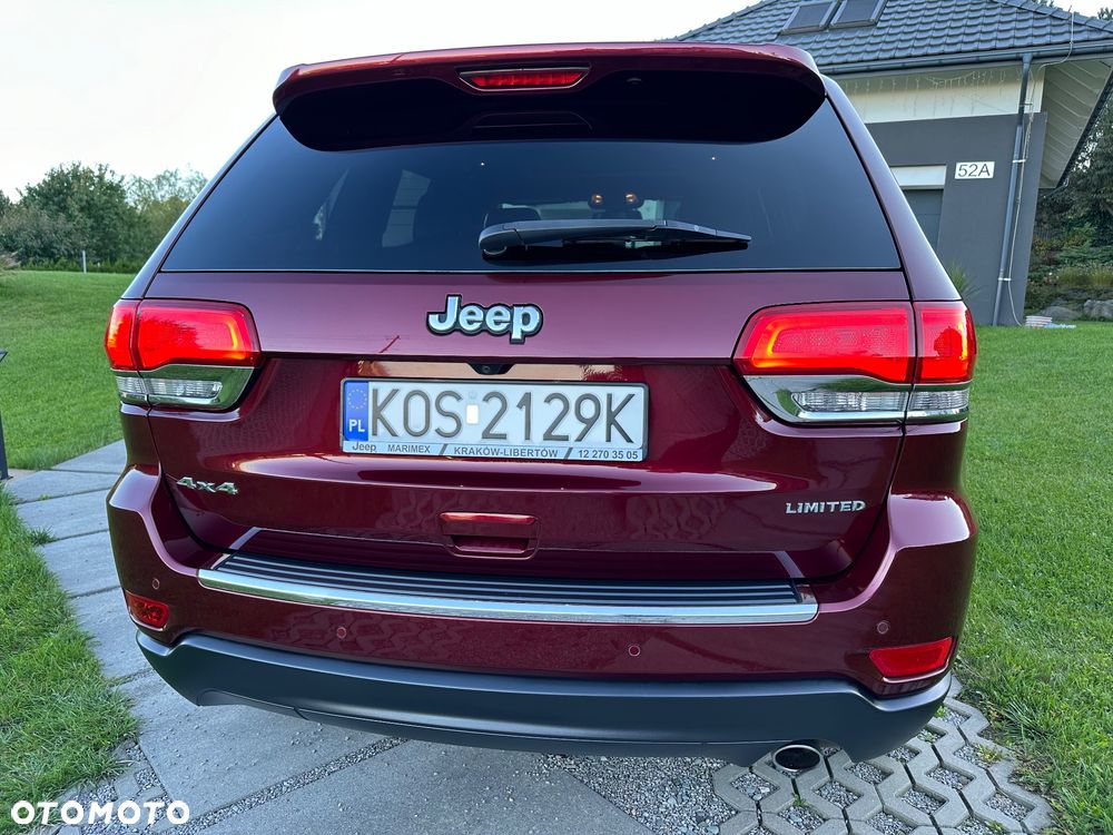 Jeep Grand Cherokee - 12