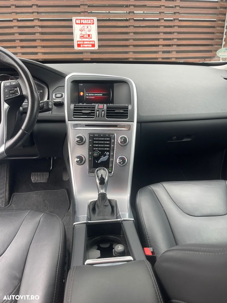 Volvo XC 60 D4 Geartronic Summum - 12