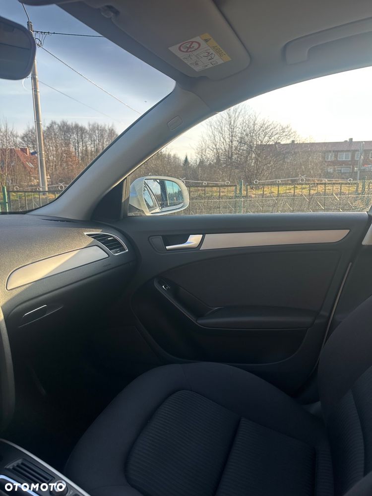 Audi A4 Avant 2.0 TDI - 9