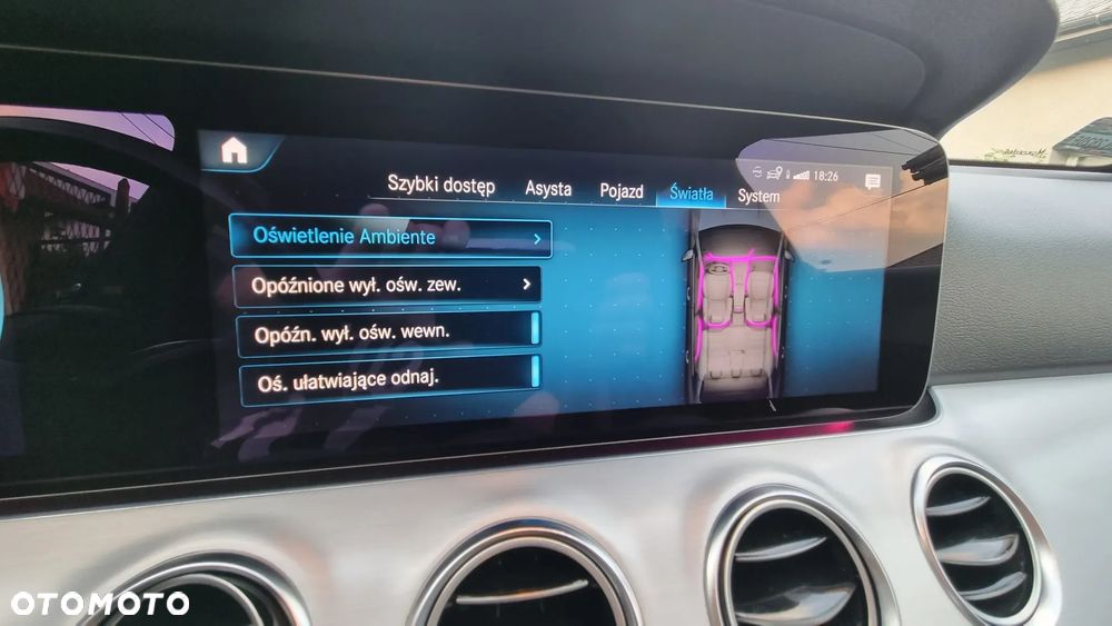 Mercedes-Benz Klasa E 220 d 4-Matic AMG/Avantgarde - 25