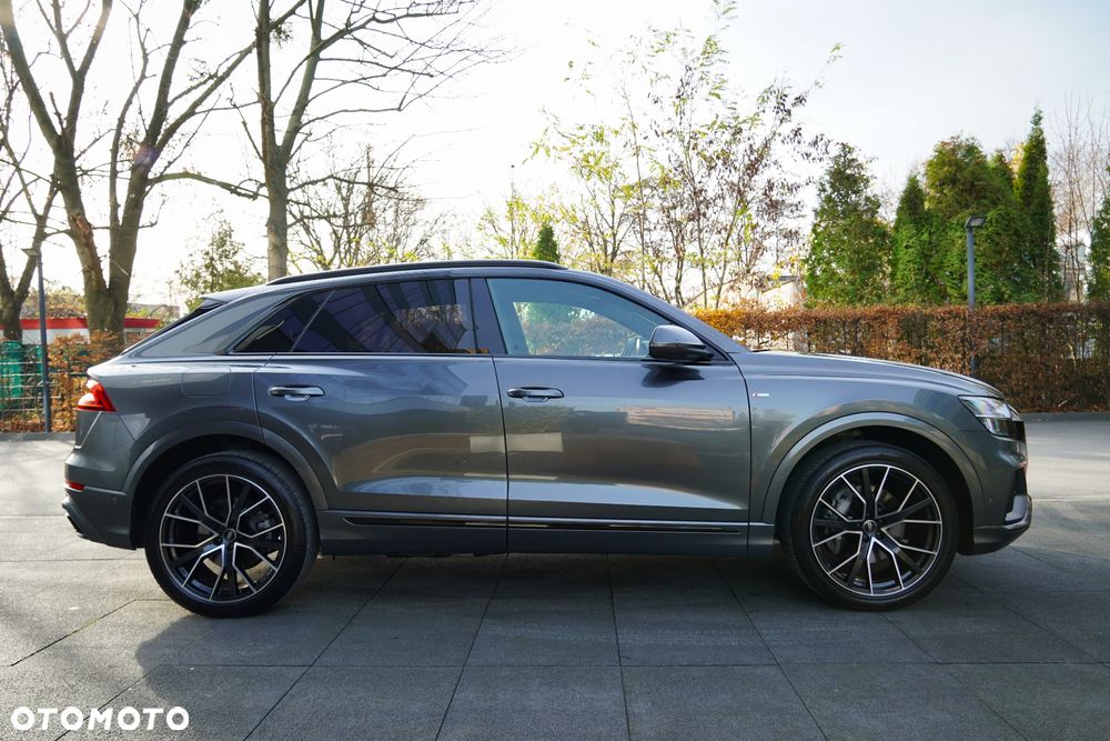 Audi Q8 - 6