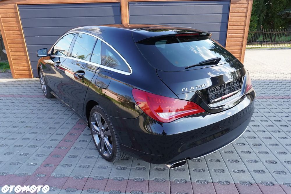 Mercedes-Benz CLA 200 Peak Edition - 5