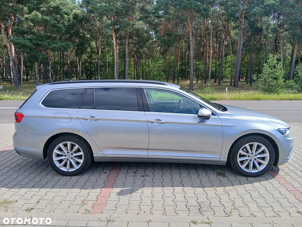 Volkswagen Passat 2.0 TDI SCR DSG Elegance - 4