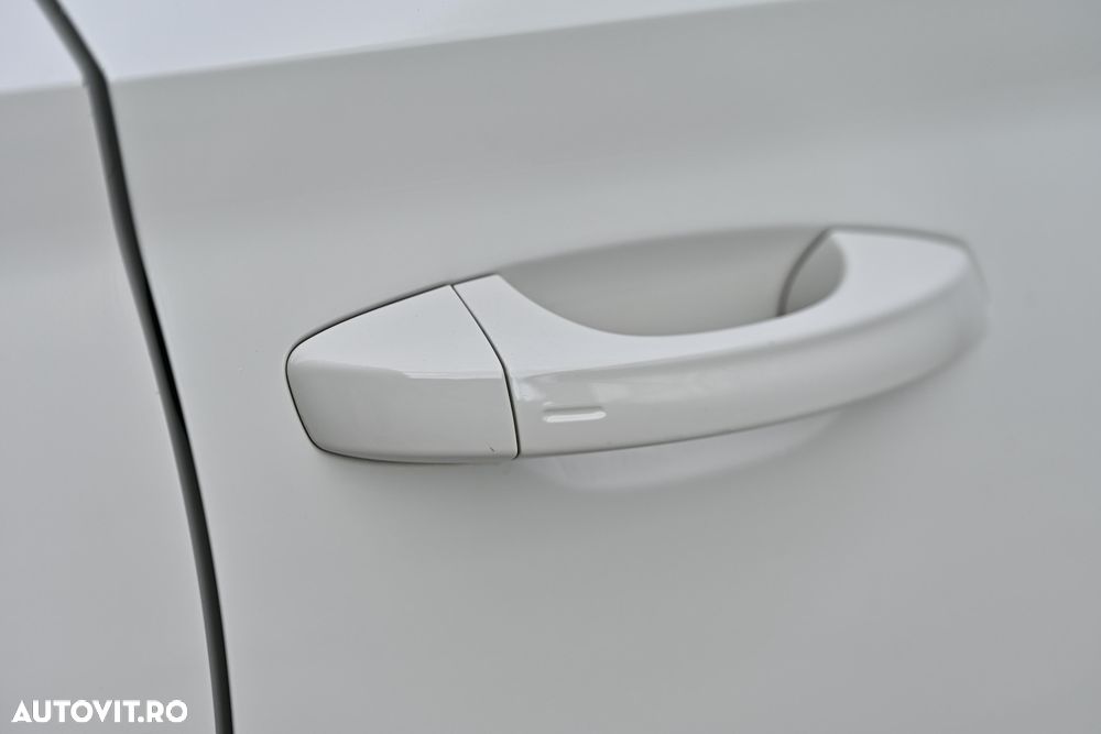 Skoda Superb 2.0 TDI DSG L&K - 11