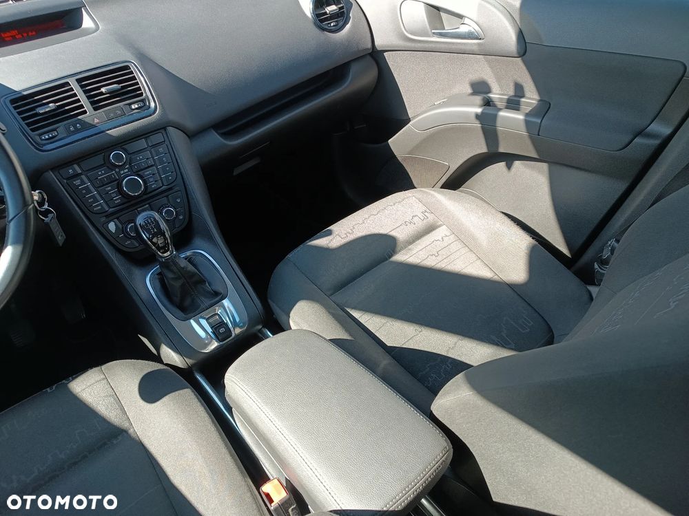 Opel Meriva - 16