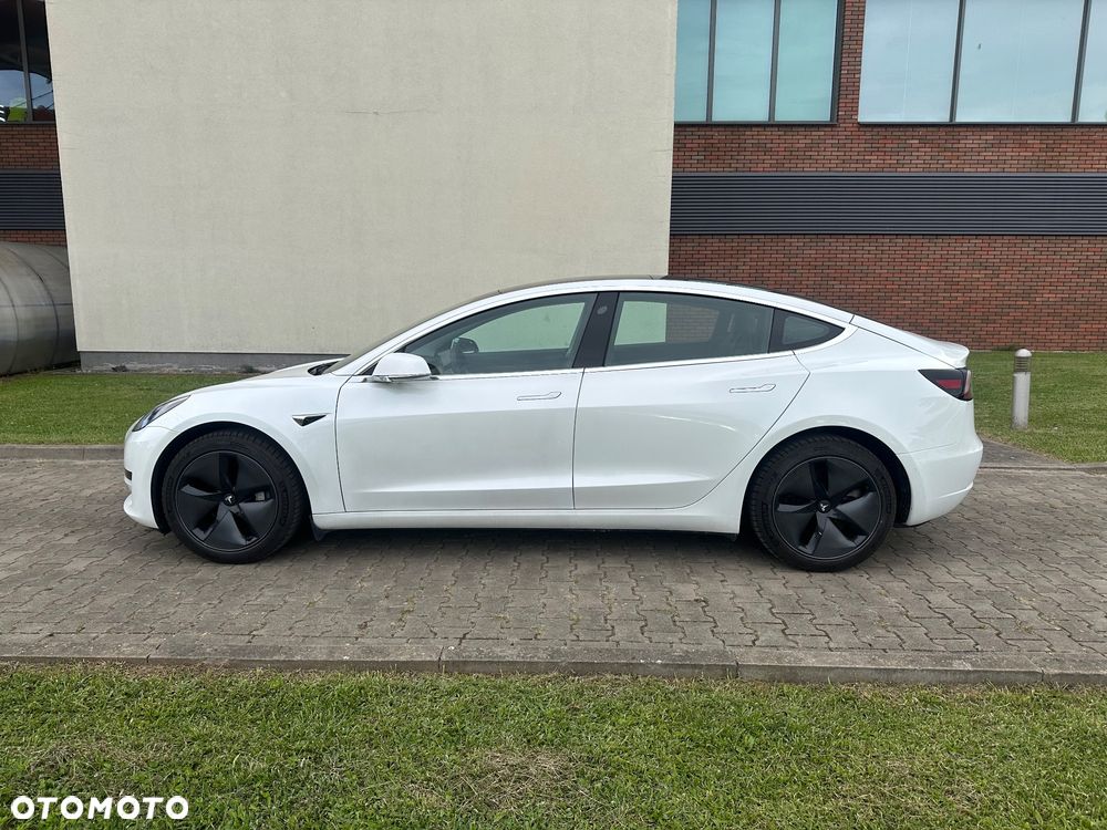 Tesla Model 3 Standard Range Plus - 8