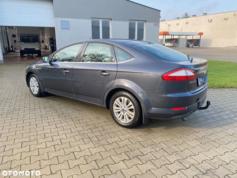Ford Mondeo Turnier 2.0 TDCi Ambiente - 4