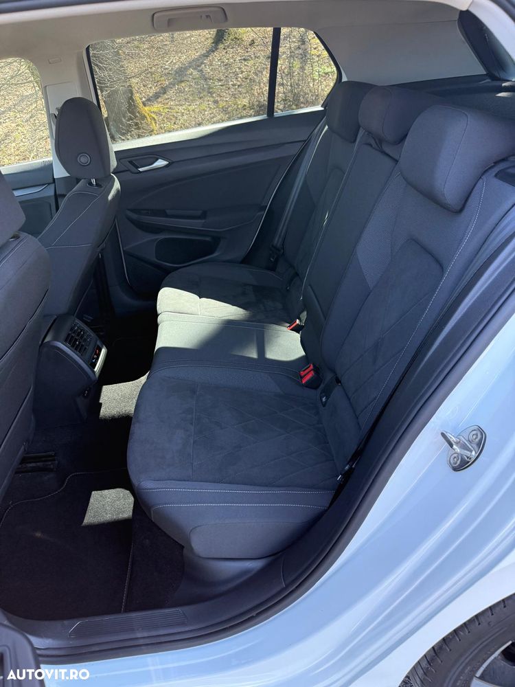 Volkswagen Golf 1.5 TSI ACT Style - 15