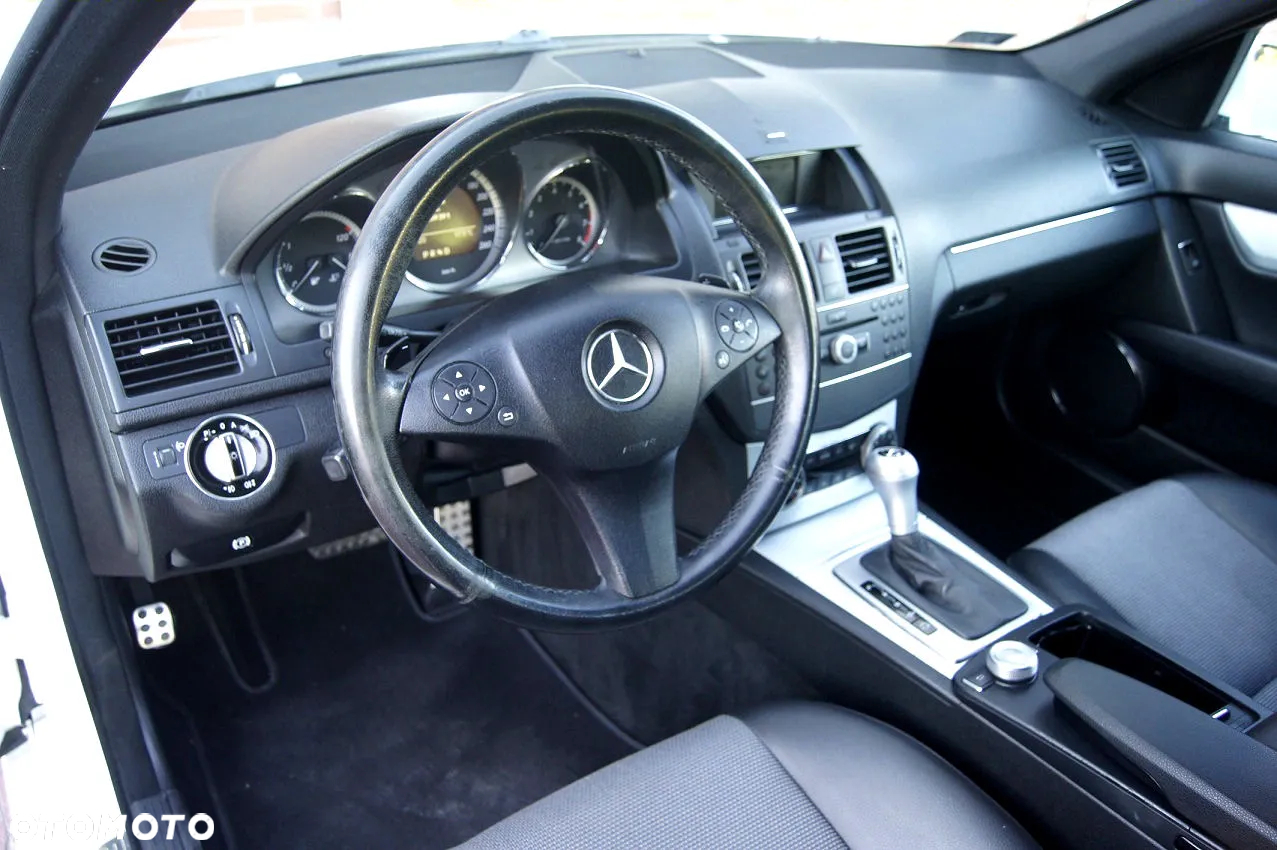 Mercedes-Benz Klasa C 180 T Kompressor Automatik Avantgarde - 11