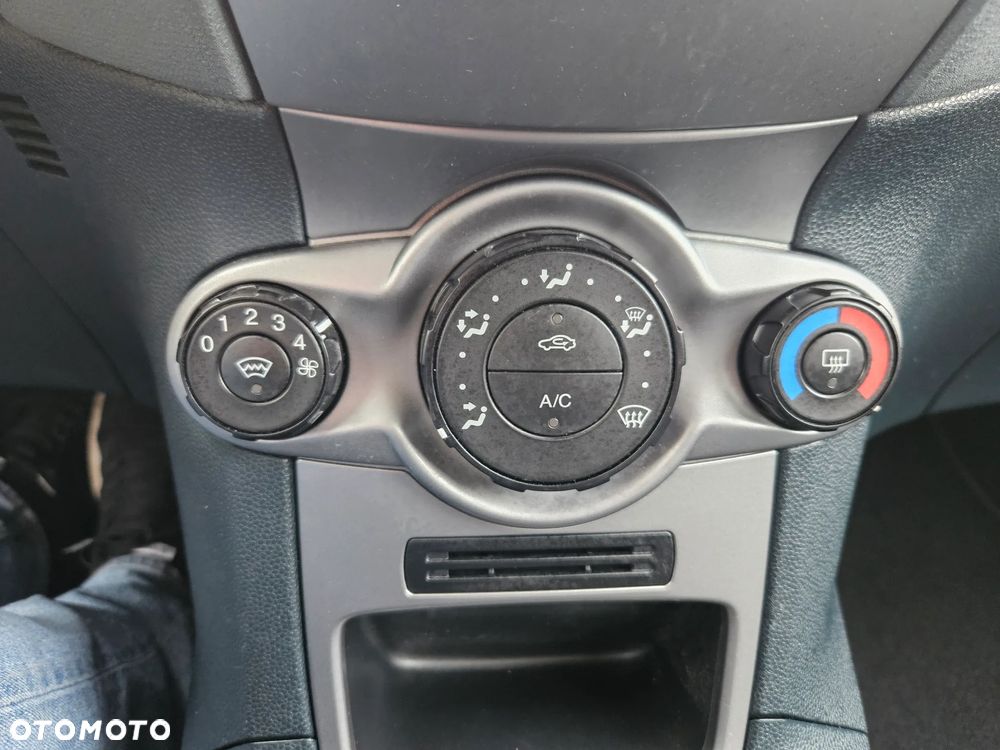 Ford Fiesta 1.25 Gold X - 22