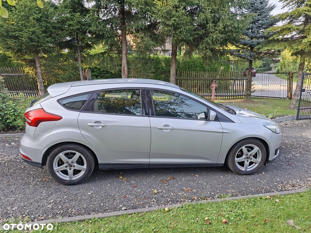 Ford Focus 1.0 EcoBoost Trend - 4