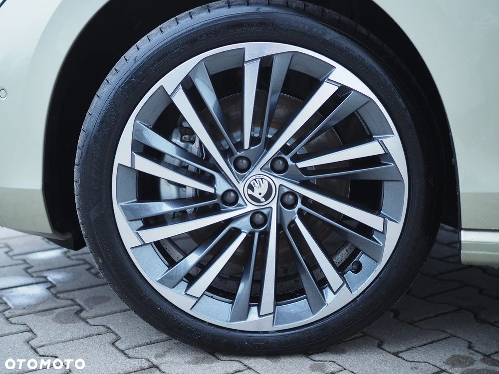 Skoda Superb 2.0 TDI SCR 4x4 L&K DSG - 6