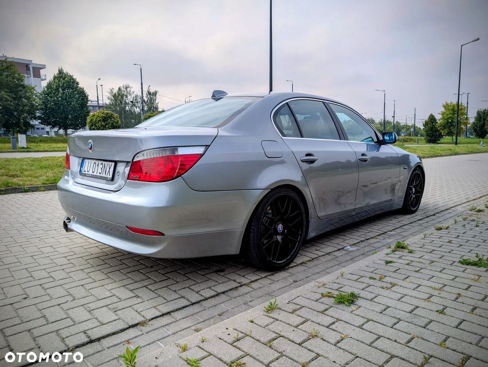 BMW Seria 5 530i - 5