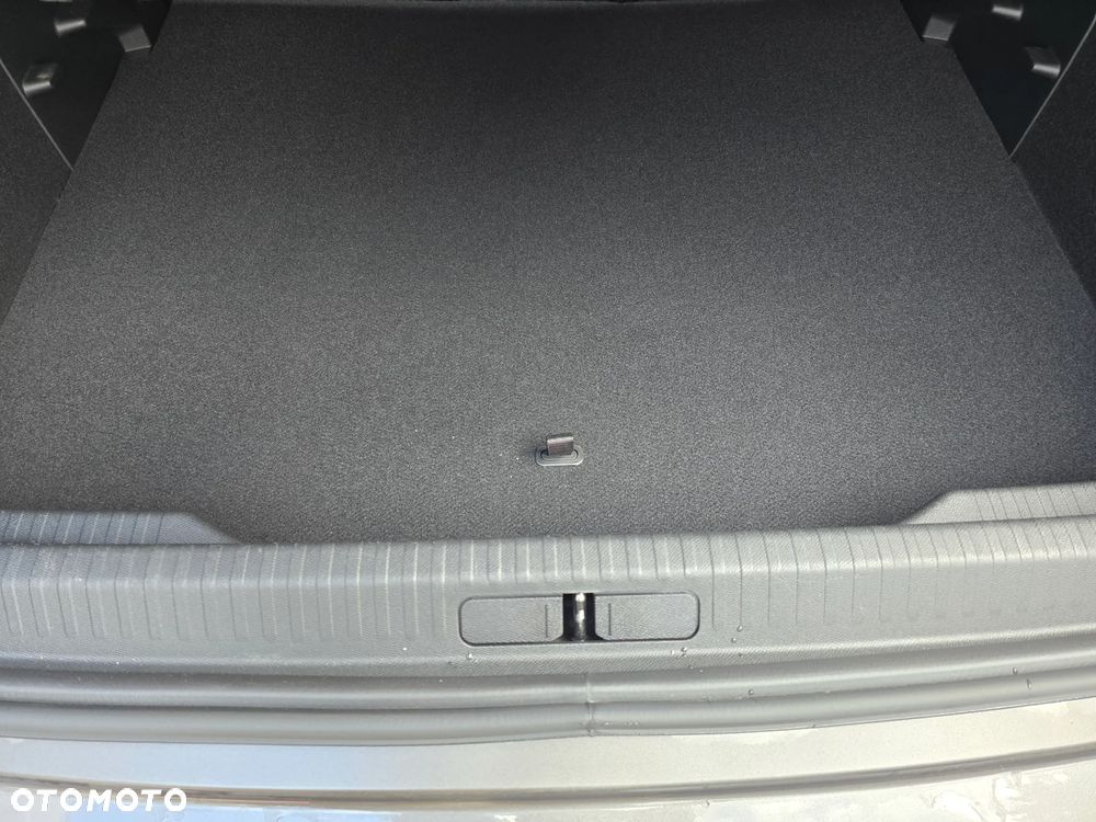 Citroën C4 BlueHDi 130 Stop&Start EAT8 SHINE - 15