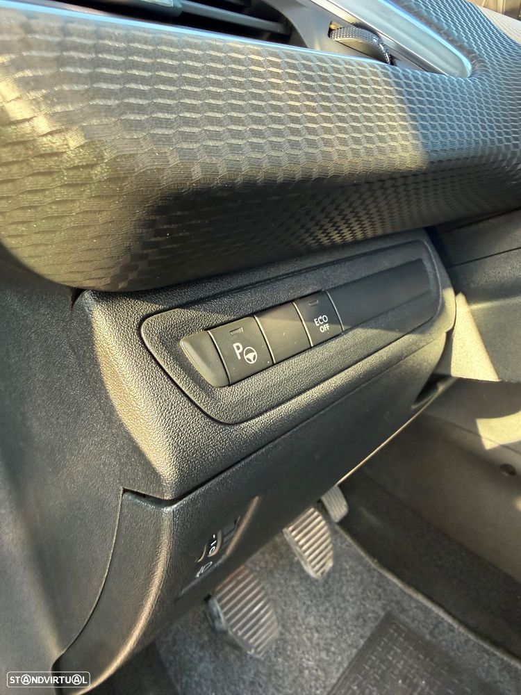 Peugeot 2008 PureTech 130 Stop&Start Allure - 16
