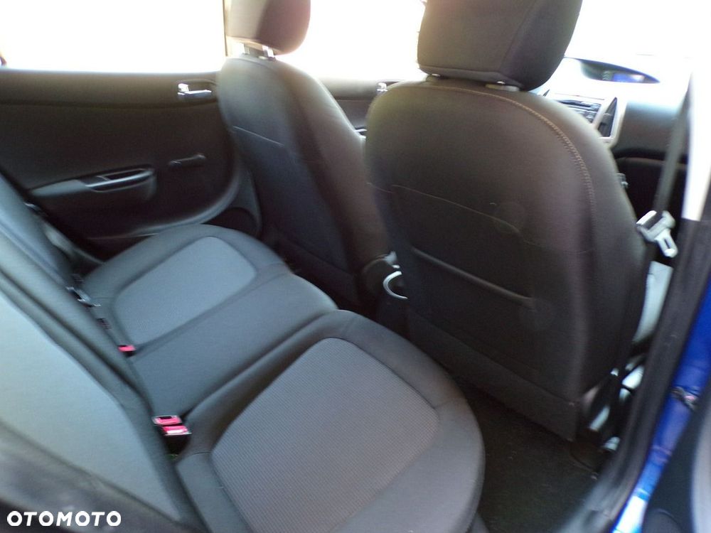 Hyundai i20 - 25