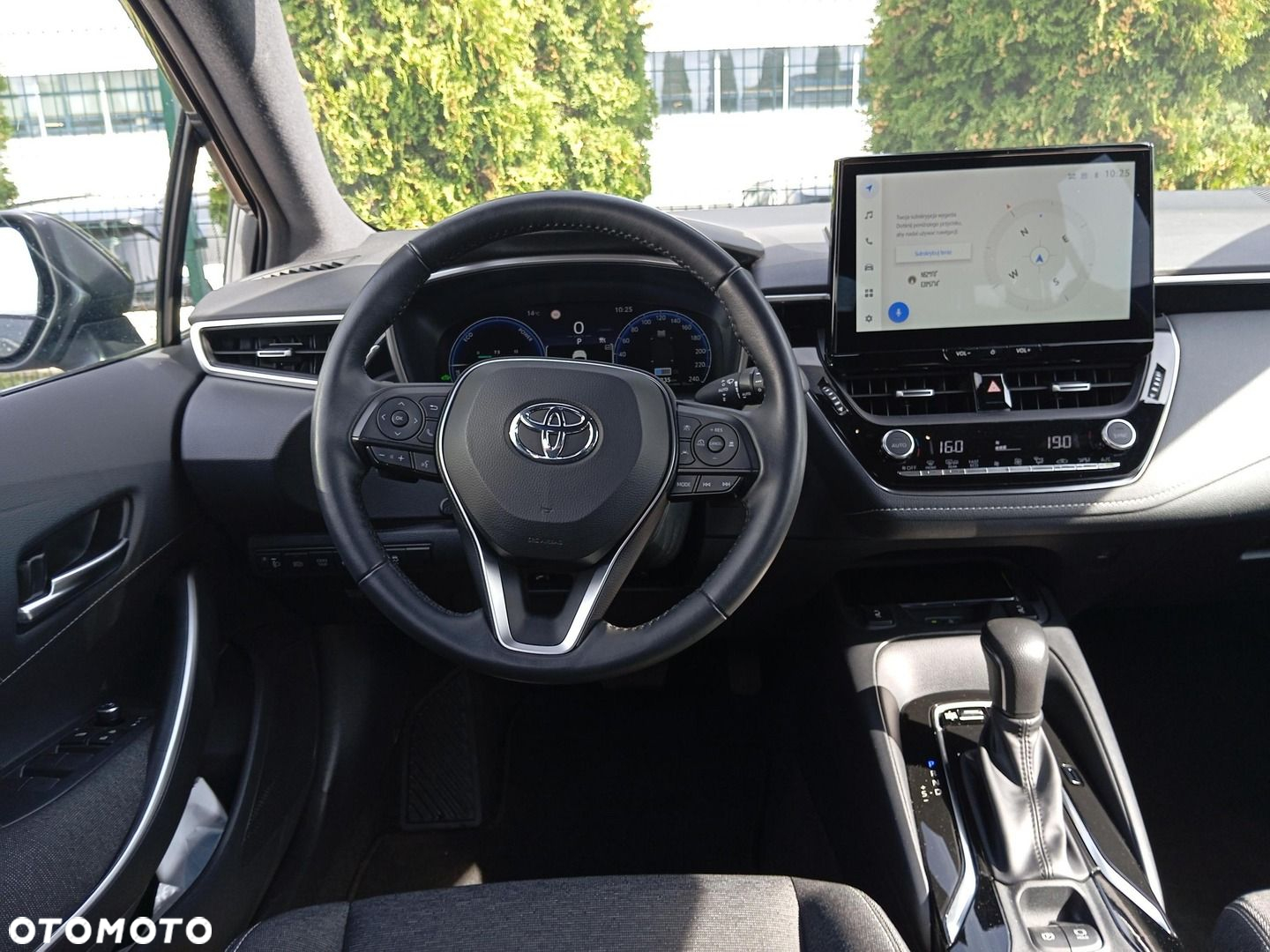 Toyota Corolla 2.0 Hybrid Comfort - 12