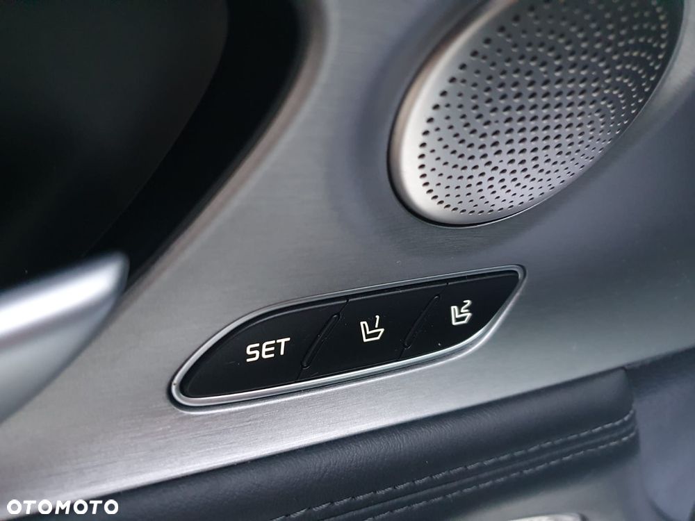 Kia Stinger 2.0 T-GDI GT Line - 18