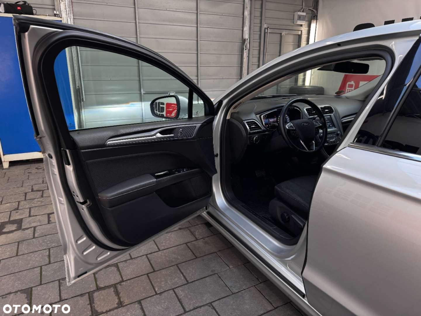Ford Mondeo - 22