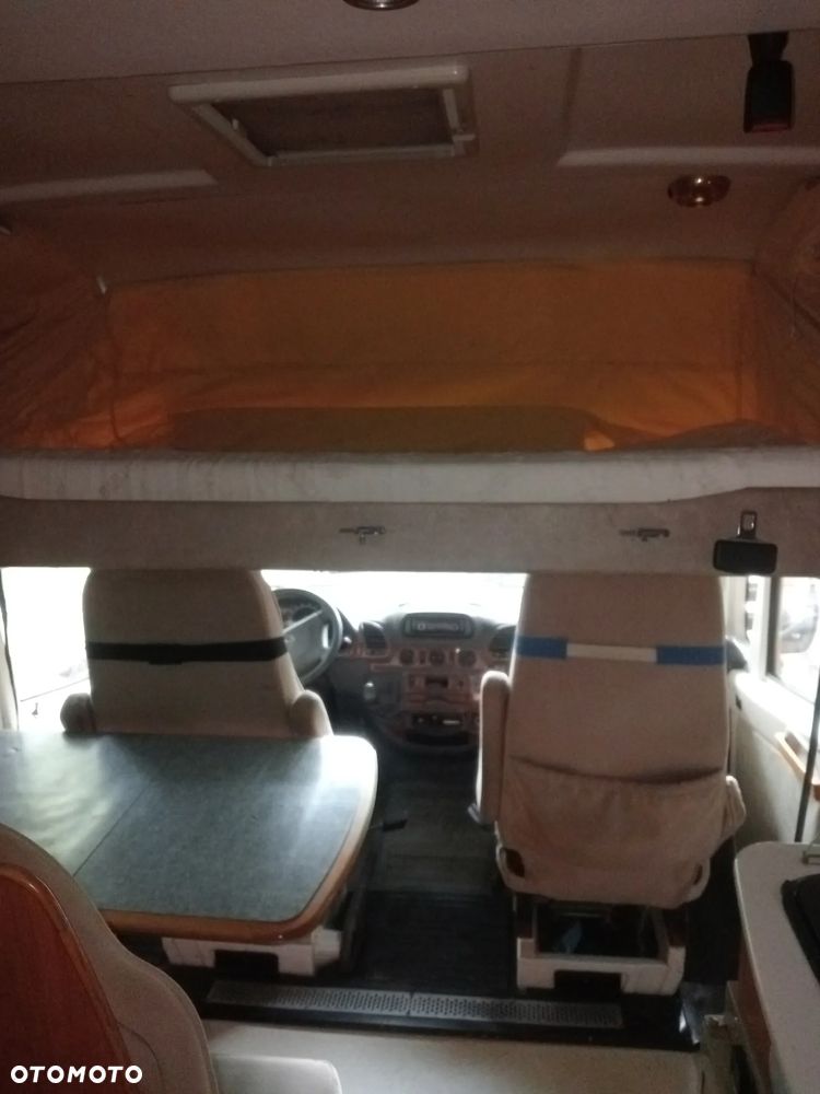 Mercedes-Benz Kamper - 18