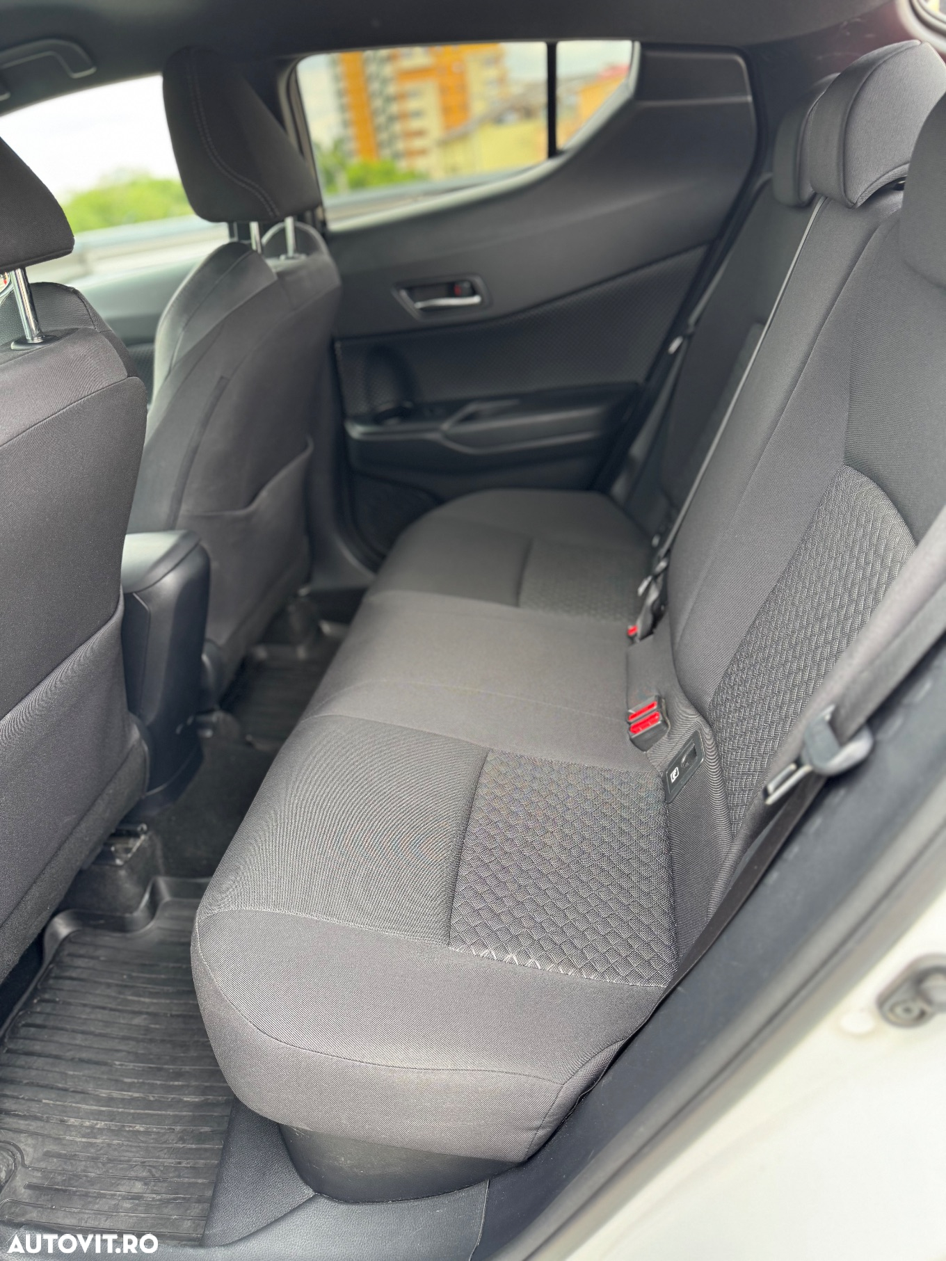 Toyota C-HR 1.8 HSD 122 CP 4x2 CVT C-ult Style - 7