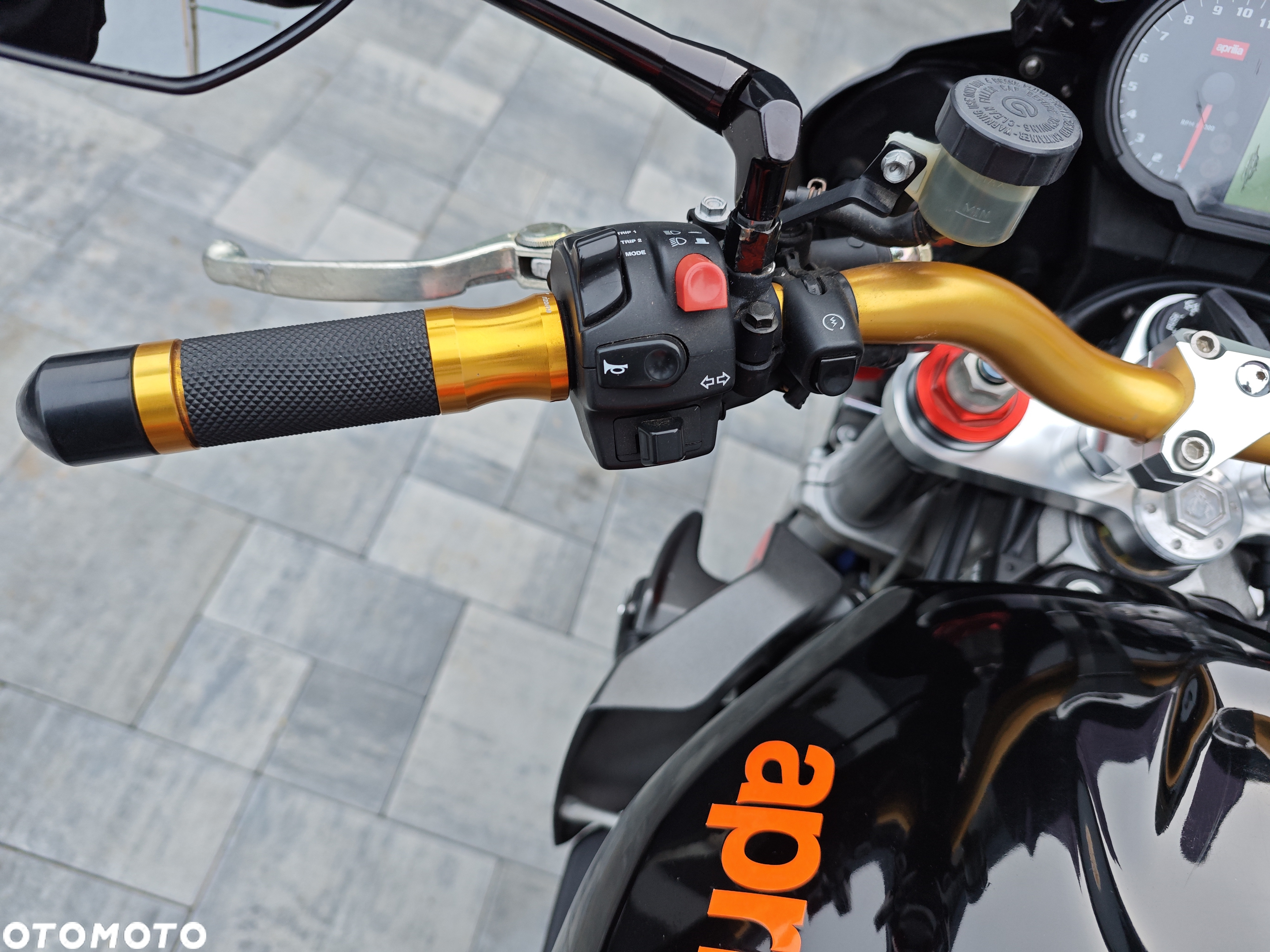 Aprilia RSV - 9