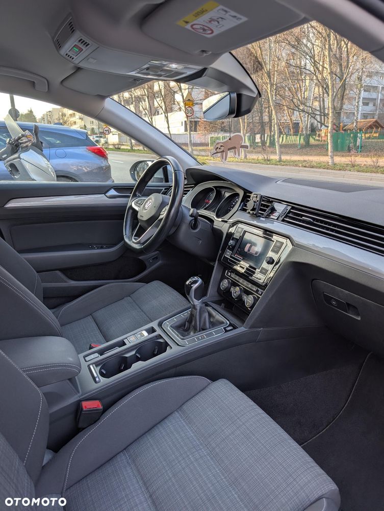 Volkswagen Passat 2.0 TDI EVO Business - 13