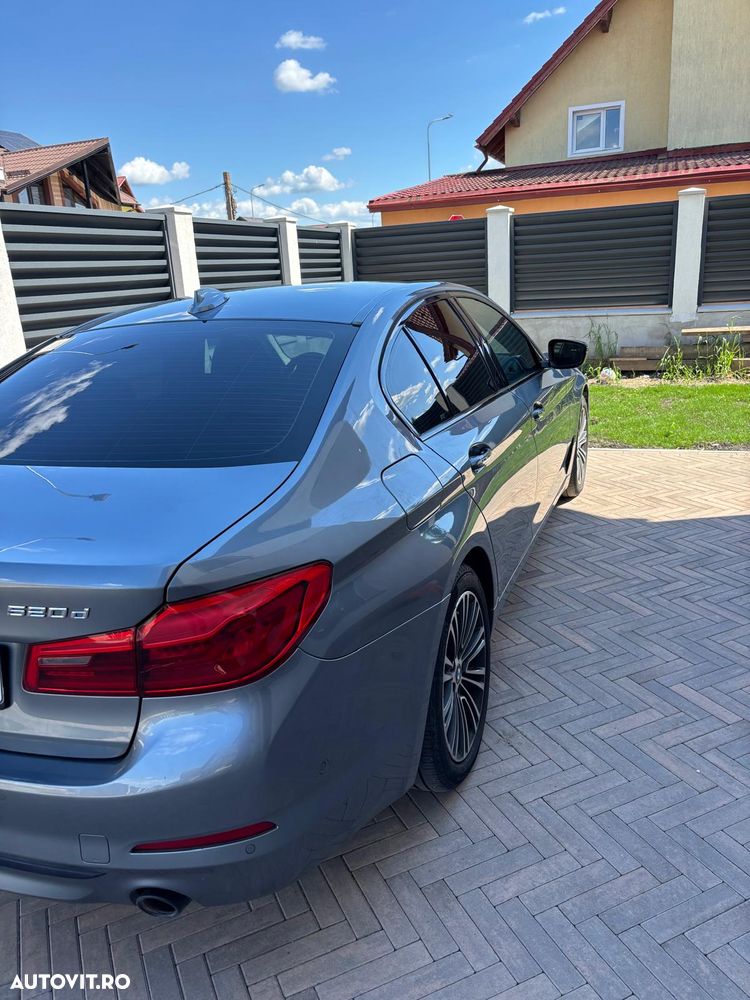 BMW Seria 5 520d xDrive AT - 3