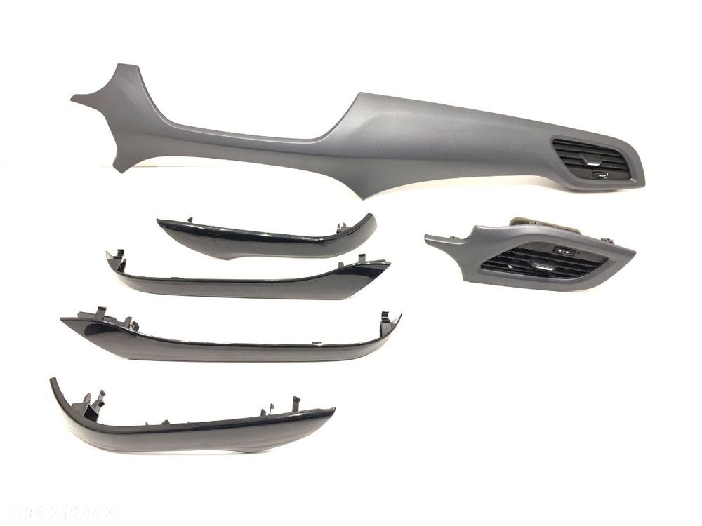 LISTWY DEKOR  OPEL CORSA E (X15) 2014 - 2022 1.4 (08, 68) 55 kW [75 KM] benzyna 2014 - 2022 39050951 - 1